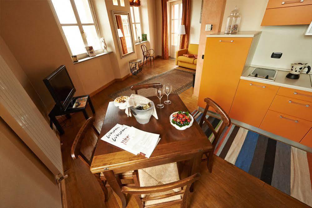 Felicin - Ristorante Albergo "Dimora Storica" Monforte dʼAlba Екстериор снимка